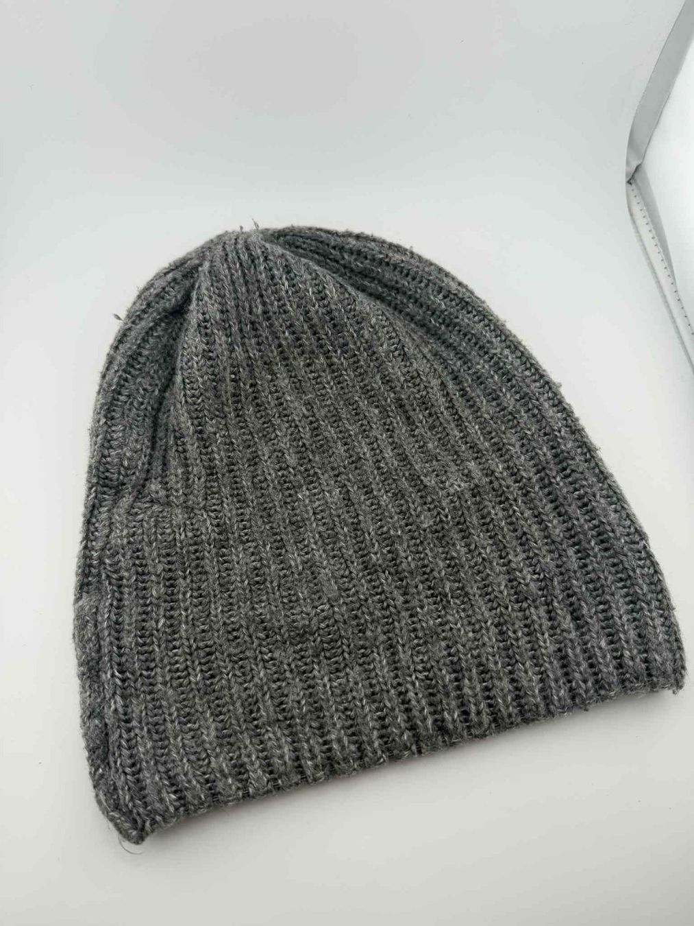 Zara Copricapi, berretti & cappellini: zara graue Strickmuetze Winter✅ – Usato da Riehen venduto da ann_76jw 1