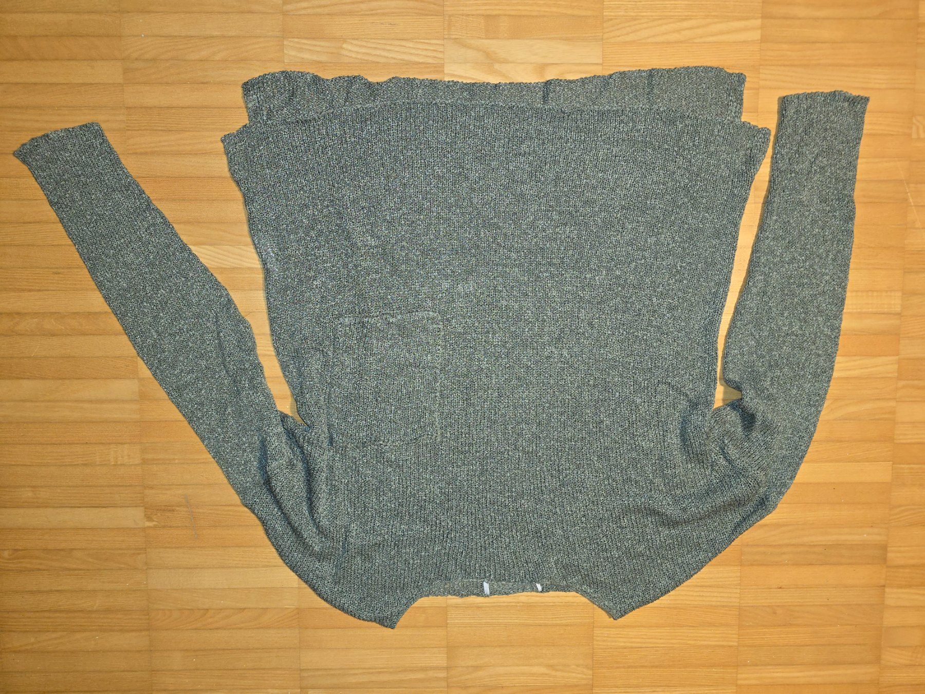 Pulls & Sweat-shirts: Strickpullover, Farbe hellolive, Grösse XS – D'occasion à St. Gallen par A.W.128