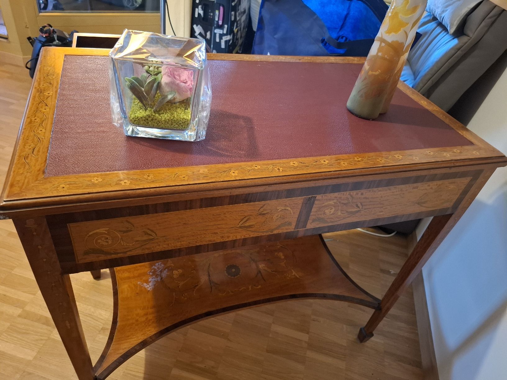 Schreibtische: Konsoltisch England um 1870 – Gebraucht aus Zürich von arm_9ffr 7