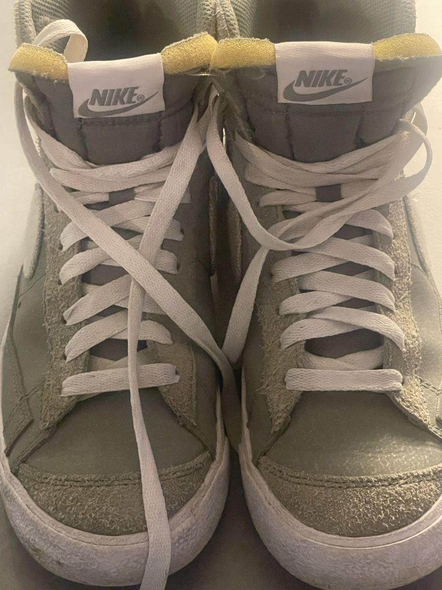 Nike Scarpe da uomo: Nike Blazer Mid 77 Gr. 40 – Usato da Niederuzwil venduto da sifel 1