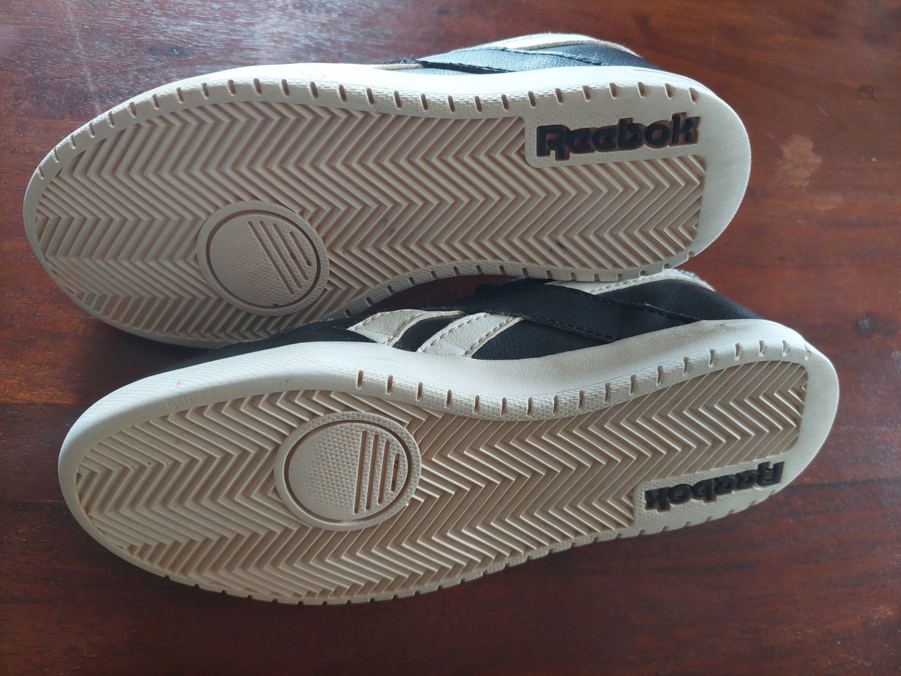 Reebok Scarpe per ragazzi: Reebok Turnschuhe / Halbschuhe / Snickers Grösse 31 – Usato da Beckenried venduto da Havacola 5