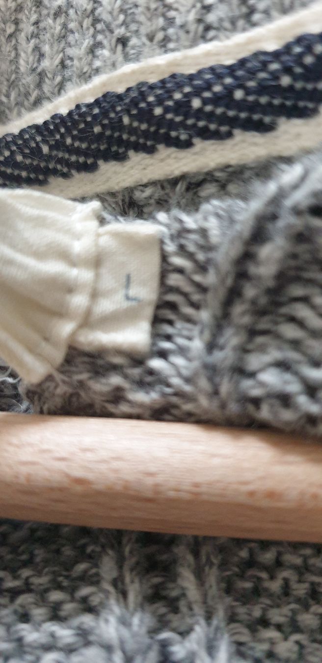 Giacche: Strickjacke Grösse L Grau – Usato da Richterswil venduto da Bardock0124 2