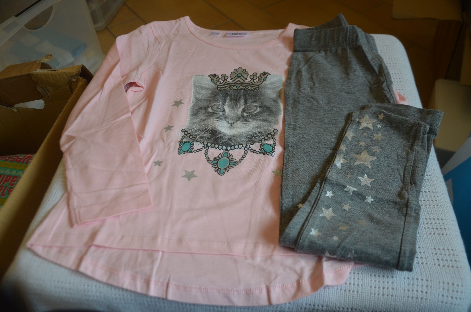 Pyjamas & Ähnliches: TAILLE 116-122  PIJAMA NEU – Neu und originalverpackt aus Chiasso von Dolly015