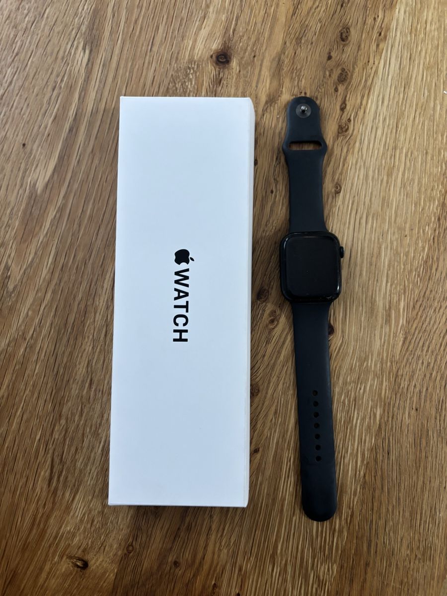 Apple Smartwatch: Apple Watch Series 8 – D'occasion à Lyss par martek1