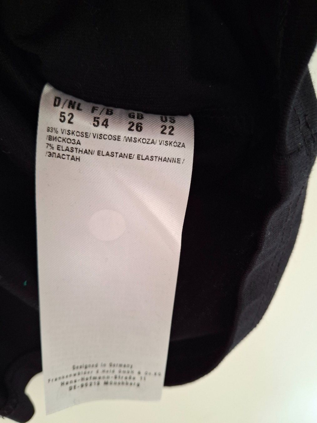 T-shirt: Schwarzes T-Shirt, Frank Walder, Gr. 52 – Nuovo (secondo la descrizione) da WALTERSWIL SO venduto da thb_ybm8 2