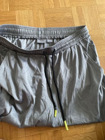 Sporthose Crivit grau Grösse M in gutem Zustand
