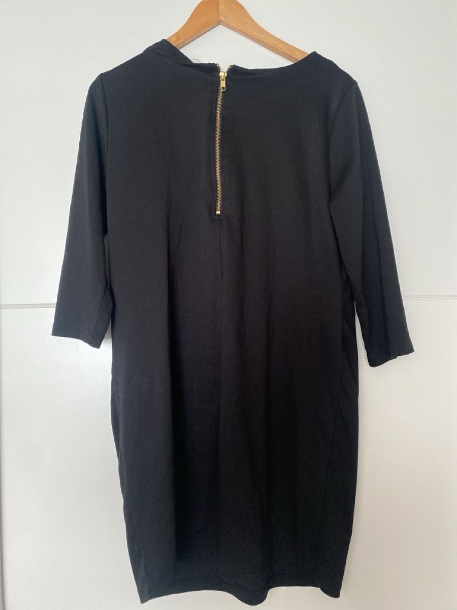 Vila Kleider: Kleid schwarz VILA Grösse L – Gebraucht aus Alpnach Dorf von melbb 1