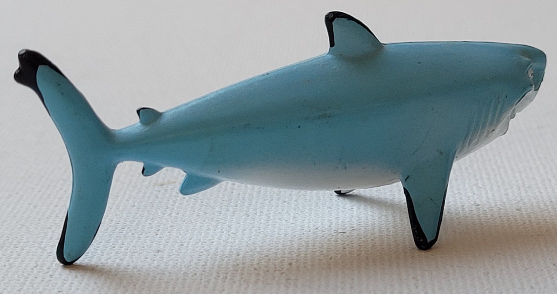 Disney Statuette: FINDING NEMO – BRUCE THE SHARK – Usato da Neftenbach venduto da Mador6 1