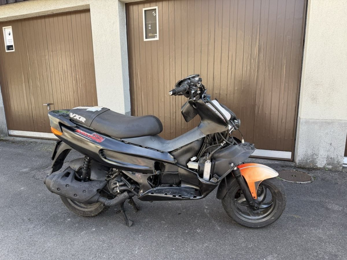 Gilera Scooters: Gilera Runner 125 – Defekt aus Schwanden GL von jm7_s5kk 1