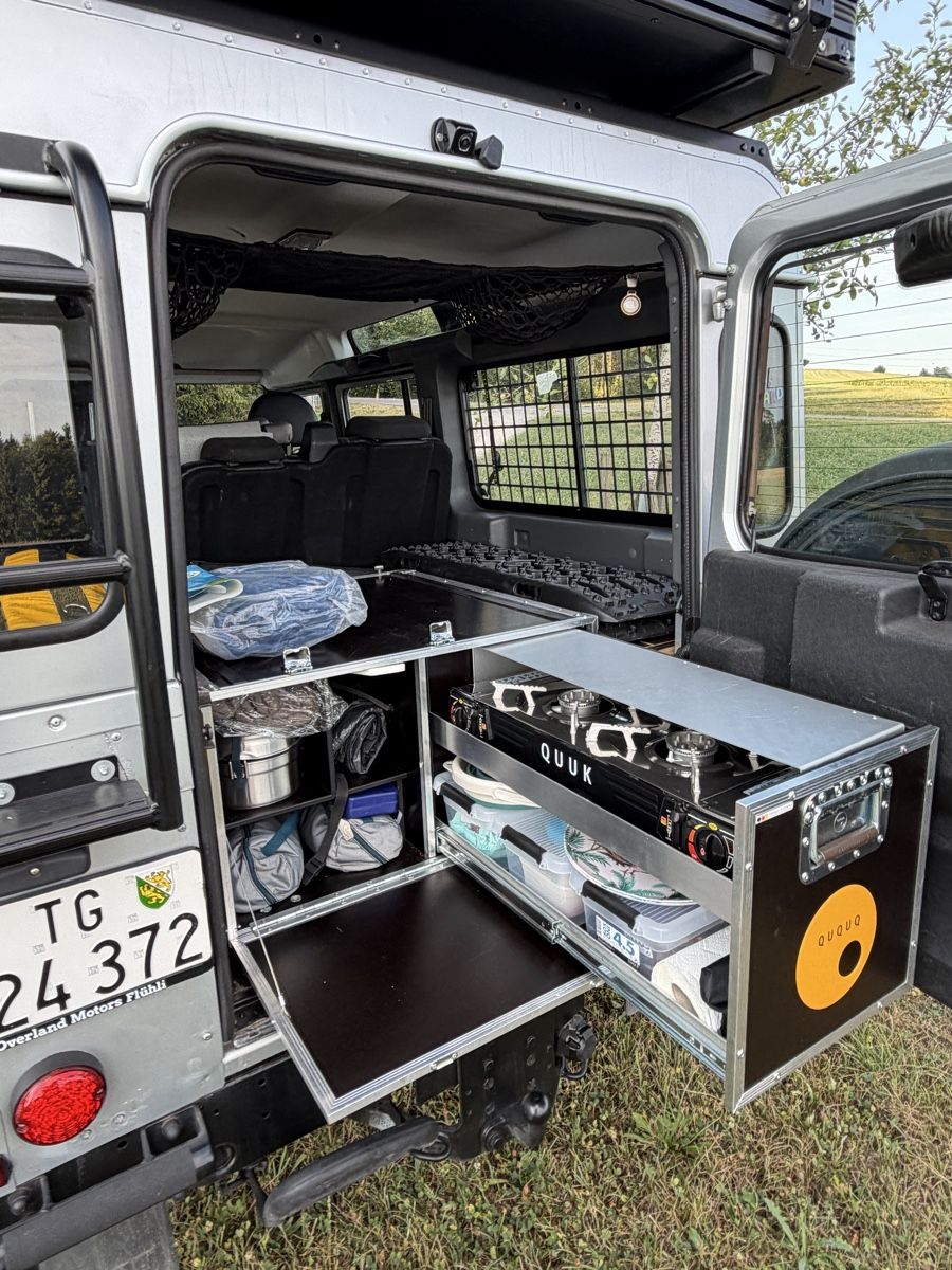 Land Rover Automobili: Land Rover Defender 110 – Usato da Fruthwilen venduto da bodensee_manufaktur 8