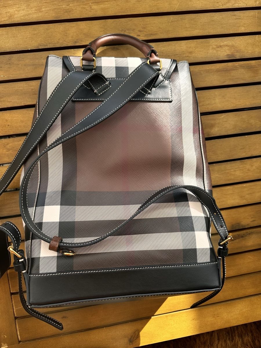 Zaini: Burberry Rucksack – Usato da Watt venduto da Suszwei 1