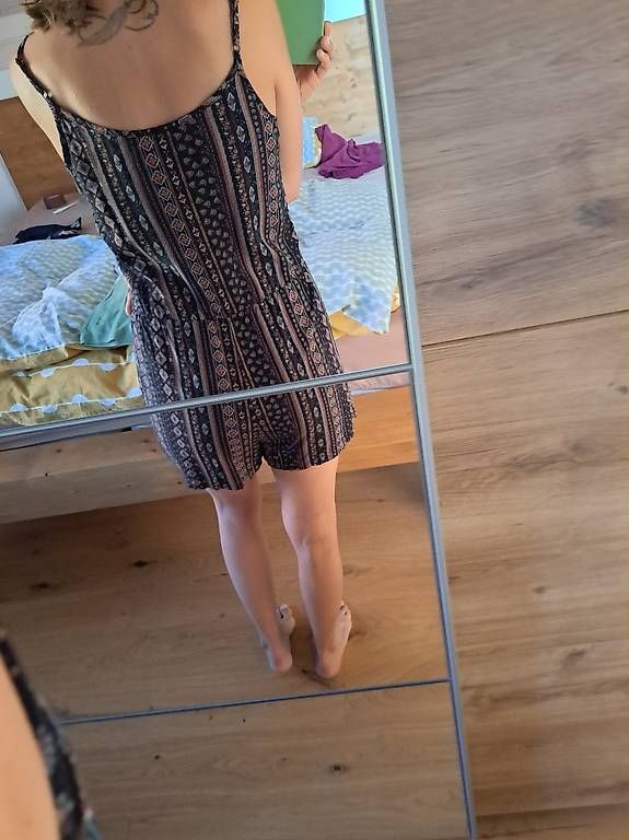 Jumpsuits: Kurzer Jumpsuit/Overall – D'occasion à Brünisried par nin_d66d 1