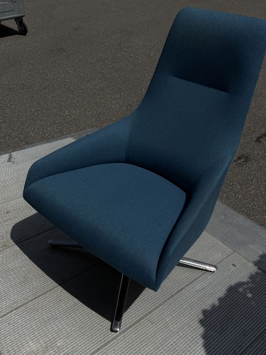 Sessel: Andreu World - Alya Loungesessel – Gebraucht aus Zuchwil von GiggaOffice 1