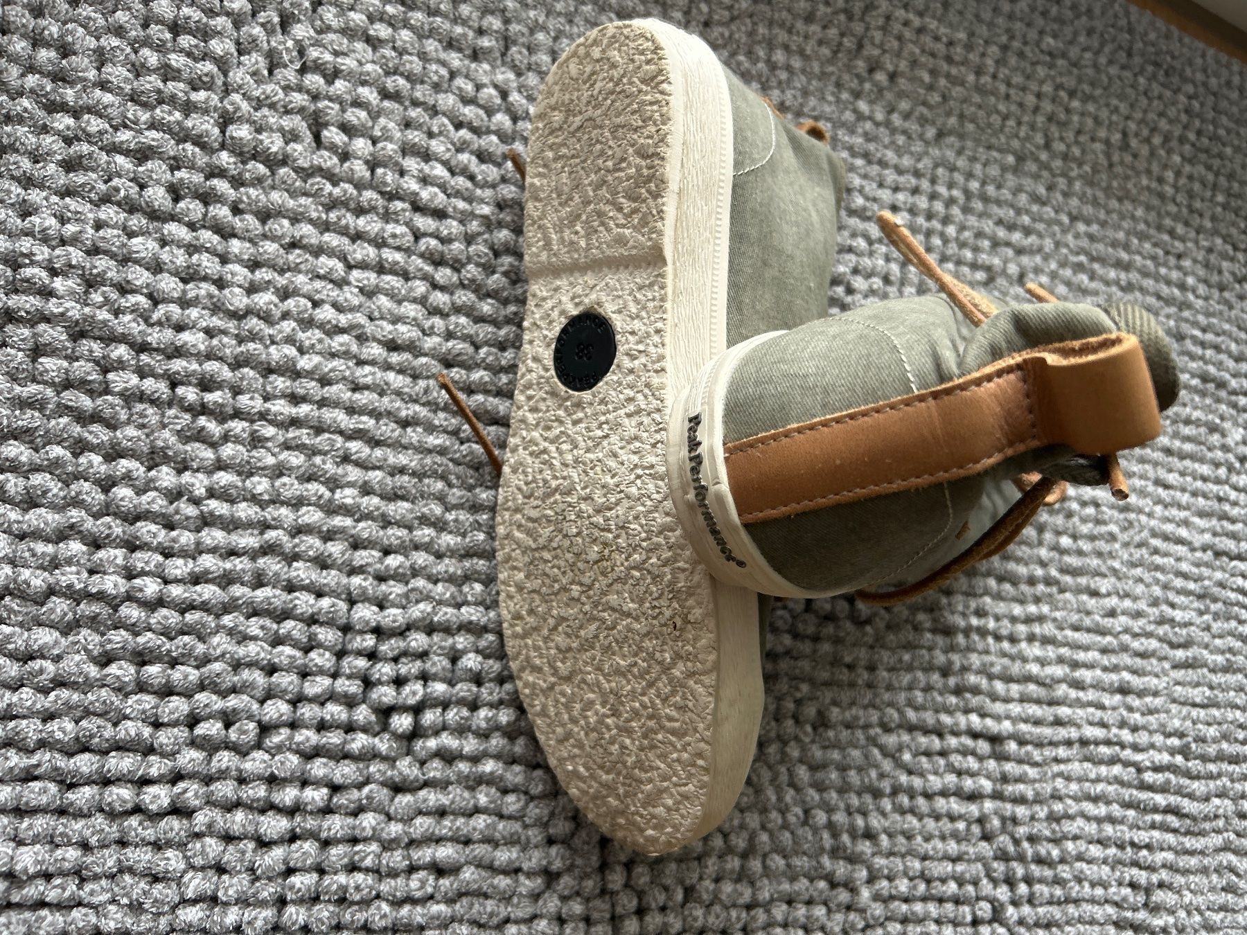 Scarpe da donna: Peak Performance Sneakers  Gr38 Olive, fast neu – Nuovo (secondo la descrizione) da Feuerthalen venduto da Anna_Swift 6