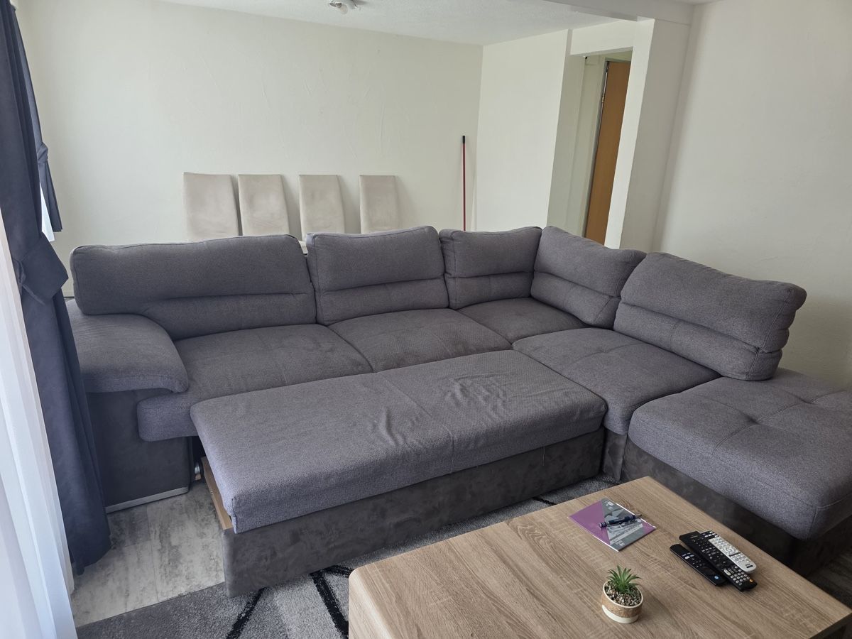 Sofas: Grosse Ecksofa / Wohnlandschaft gratis abzugeben – Gebraucht aus Netstal von Mar_l2pz 1