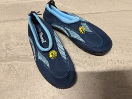 Chaussures aquatiques soulier piscine 35 bon état