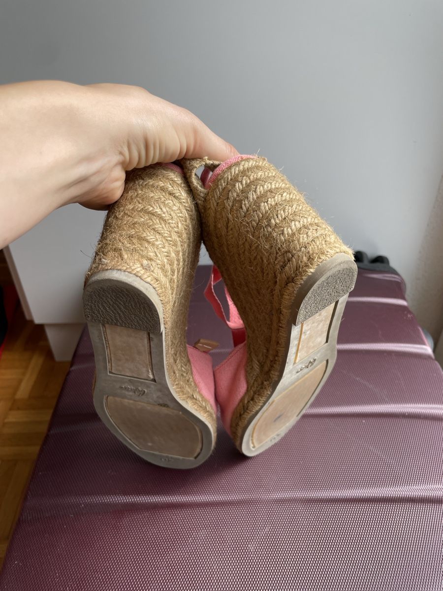 Damenschuhe: Keilabsatz Sandalen Gr. 40 – Gebraucht aus Lengnau BE von DieBiene8 4