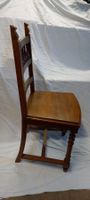 Chaise ancienne en bois massif