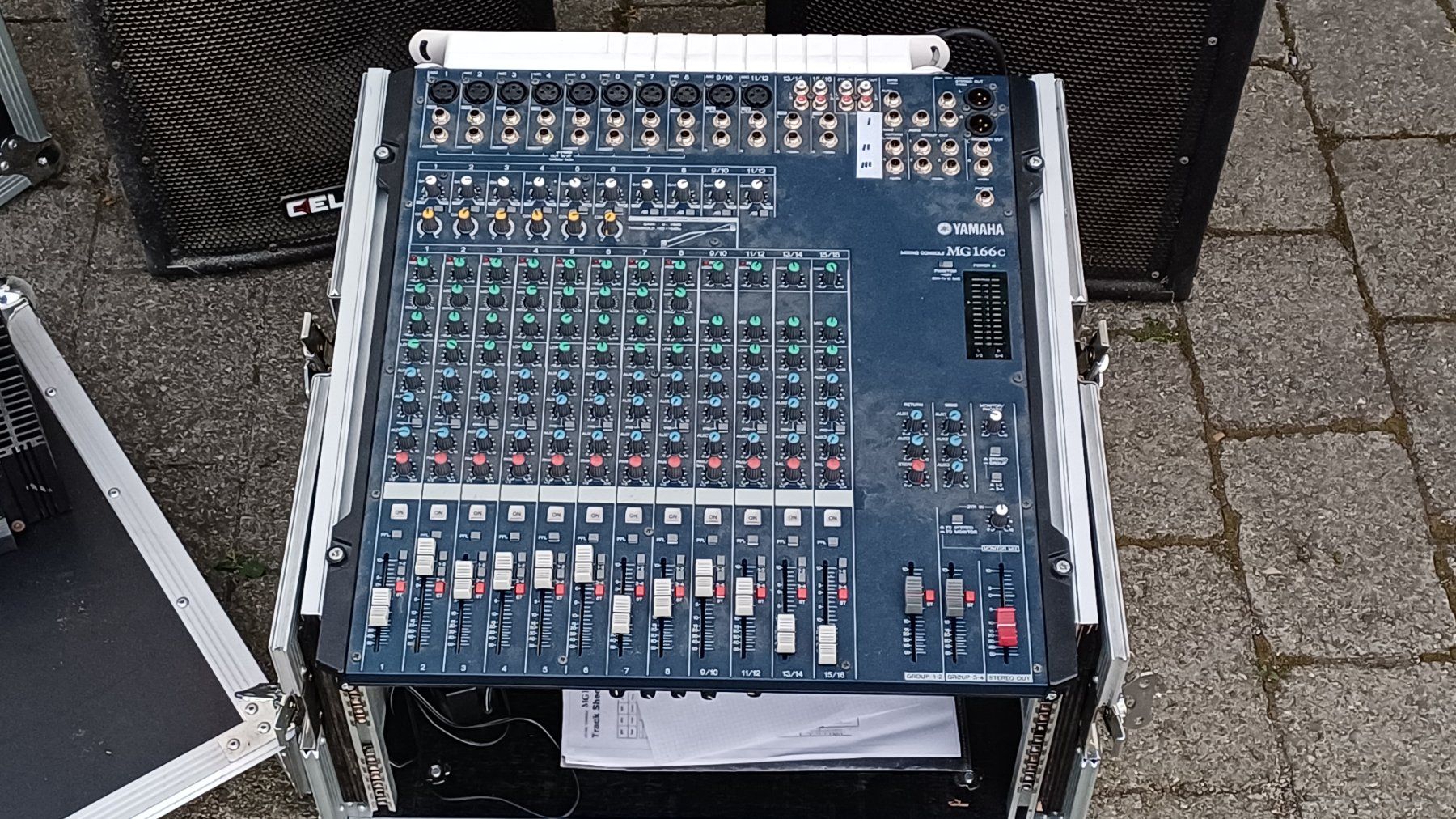 Yamaha Platines de mixage: PA-Anlage Analog – D'occasion à Willerzell par ErichB05 1