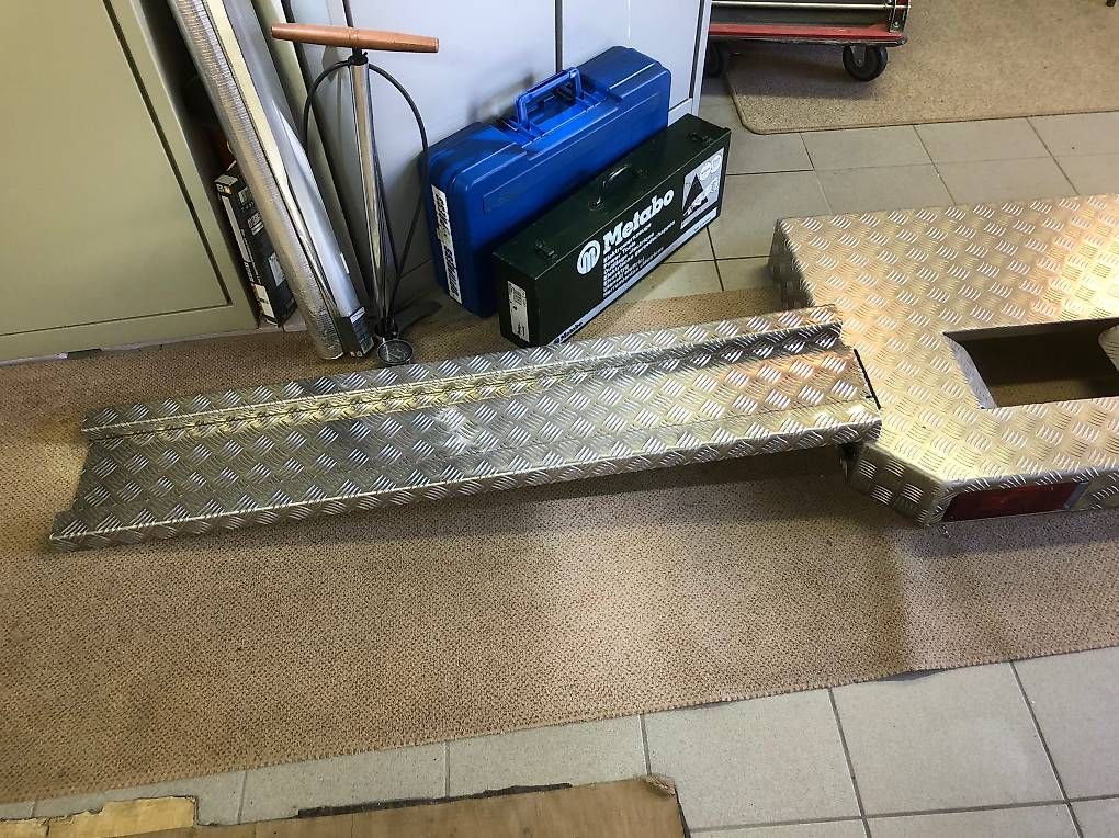 Supporti a parete: Roller/Motorrad Halterung für Camper – Usato da Thörishaus venduto da ama_9dbt 1