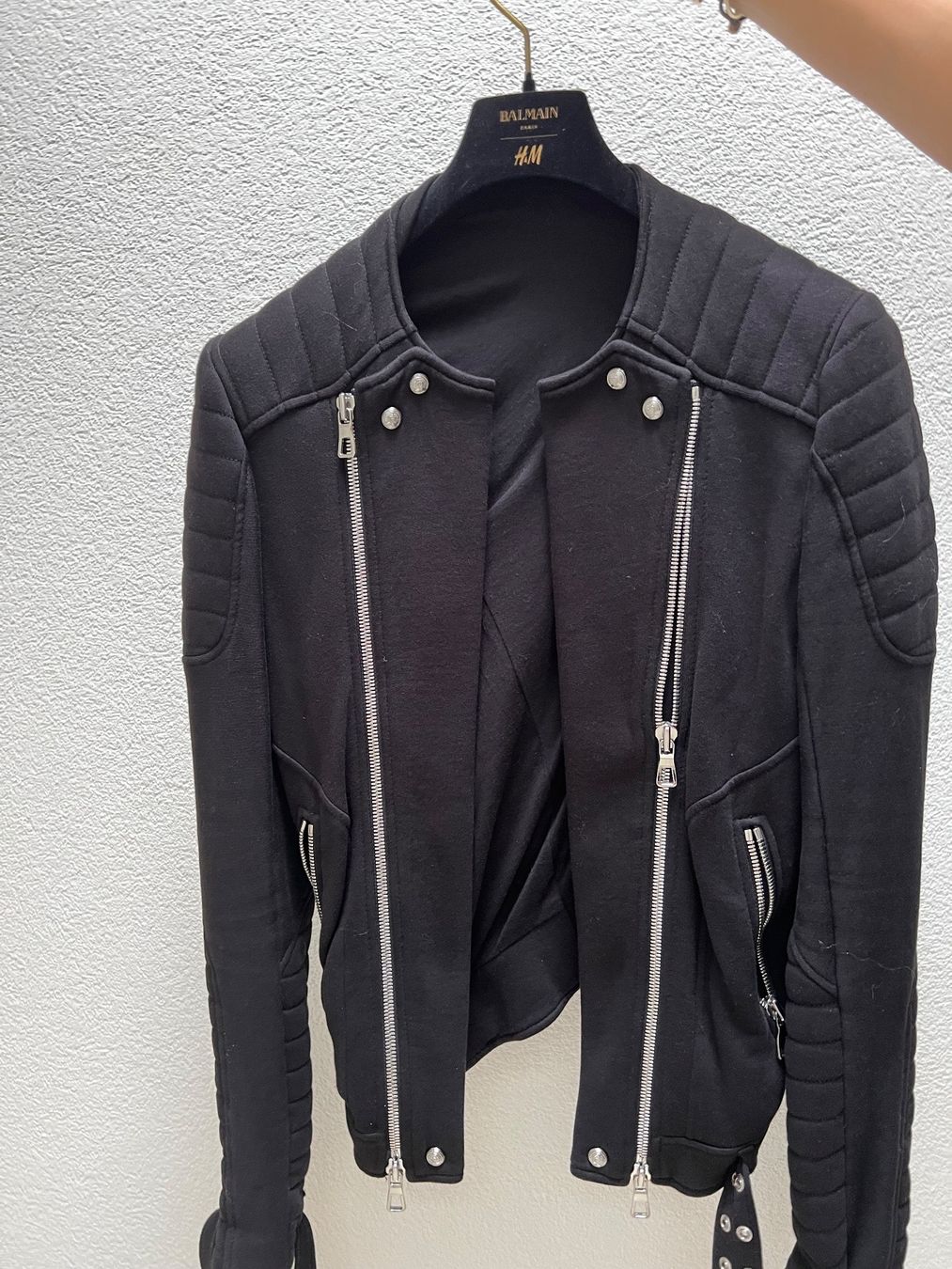 Balmain Vestes: Balmain x H&M Jacke – D'occasion à Unterlunkhofen par Kingsman