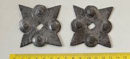 Beschläge aus Metall, antik, 2 Stück