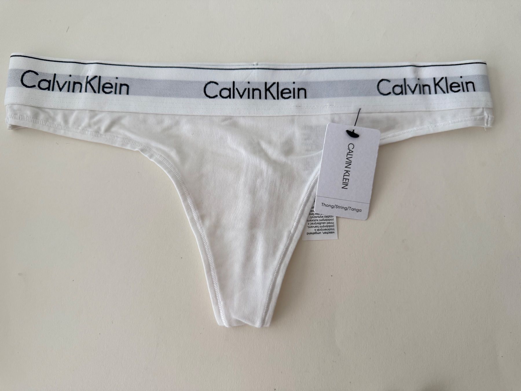 Calvin Klein Altra biancheria intima: String, CALVIN KLEIN, Grösse S, 3 Stück in Weiss – Nuovo e nell'imballaggio originale da Rudolfstetten venduto da gst_g7xl 3