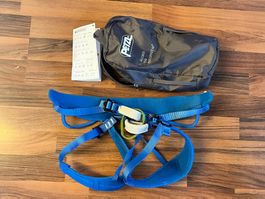 Einstellbarer Klettergurt für Kinder - Sportklettern PETZL