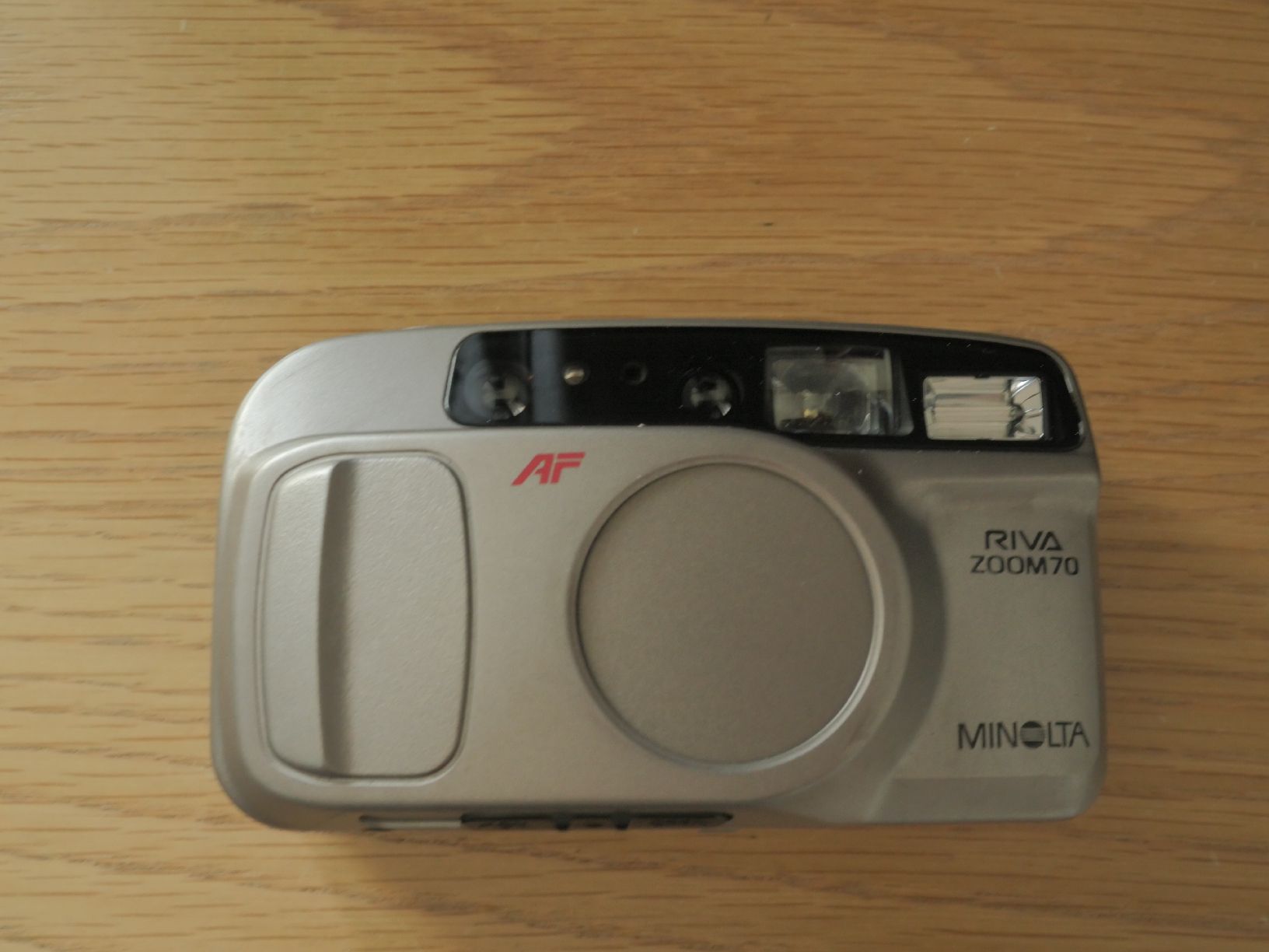 Minolta Appareil photo: Minolta Riva Zoom 70 AF – D'occasion à Neuchâtel par Carlosfmunoz
