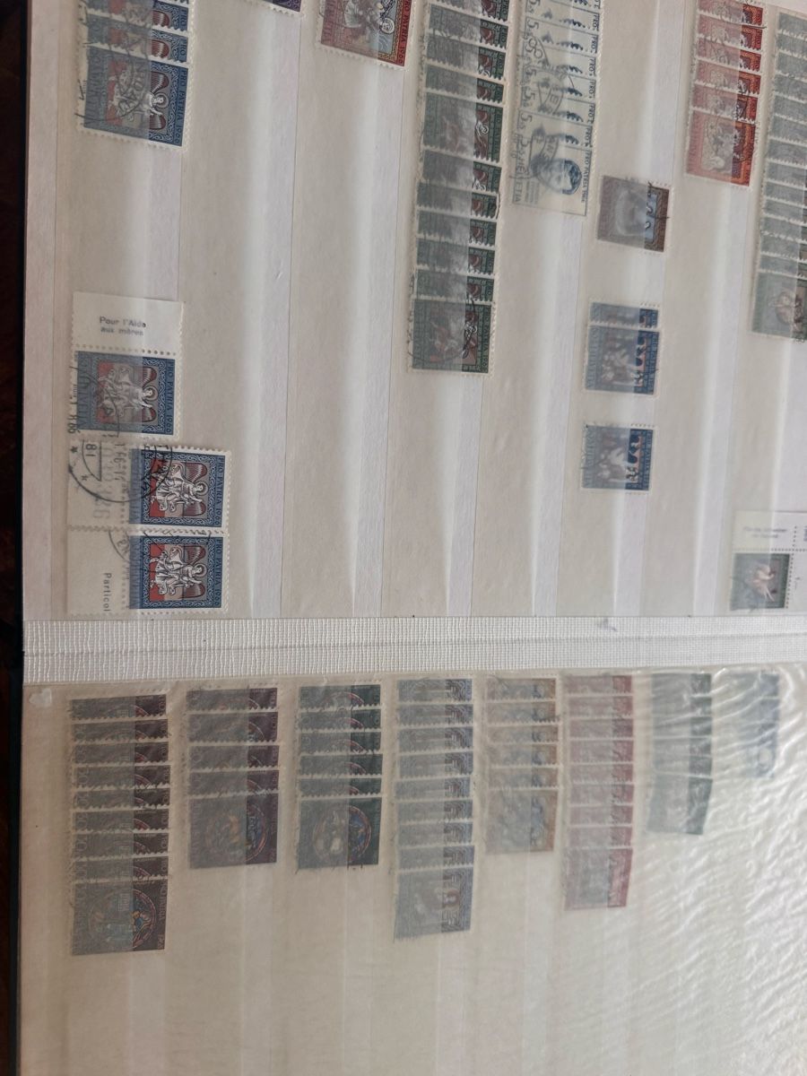 Tous les timbres: Briefmarken Sammlung Schweiz – D'occasion à Solothurn par Alex702 8