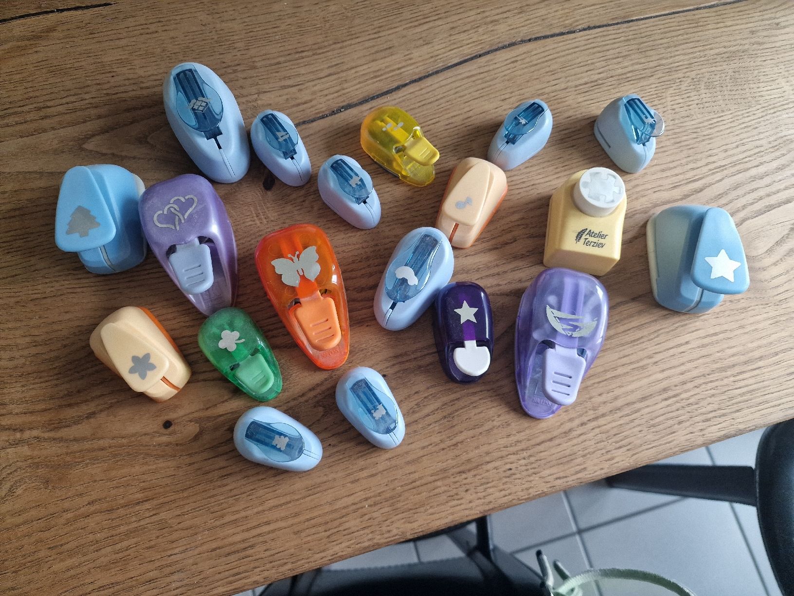 Kit bricolage: Diverse Stanzer – Usato da Horgen venduto da Happi76