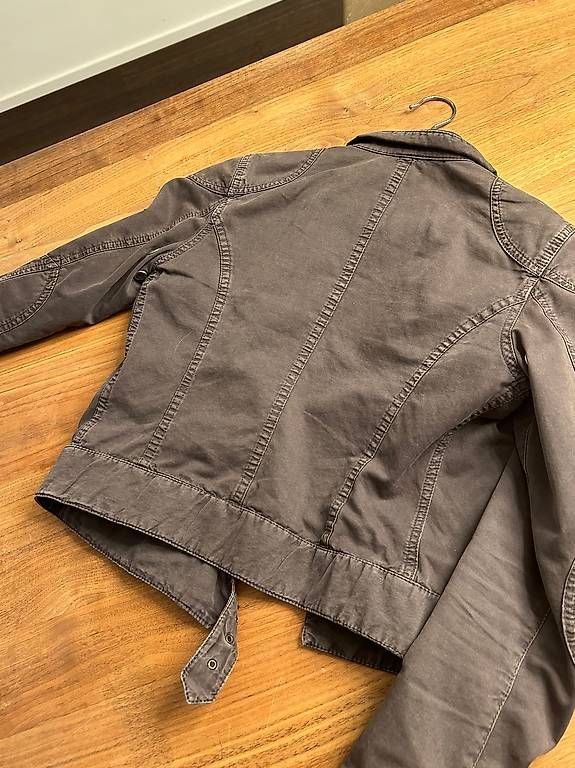 Giacche: Belstaff Bikerjacke Damen Gr. 40 IT – Usato da Zürich venduto da cla_hr9l 3