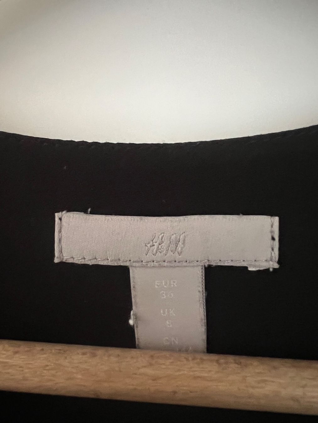 H&M Vestiti: Schwarzes Kleid H&M in Gr. 36 – Usato da Zollikon venduto da Jekled 1