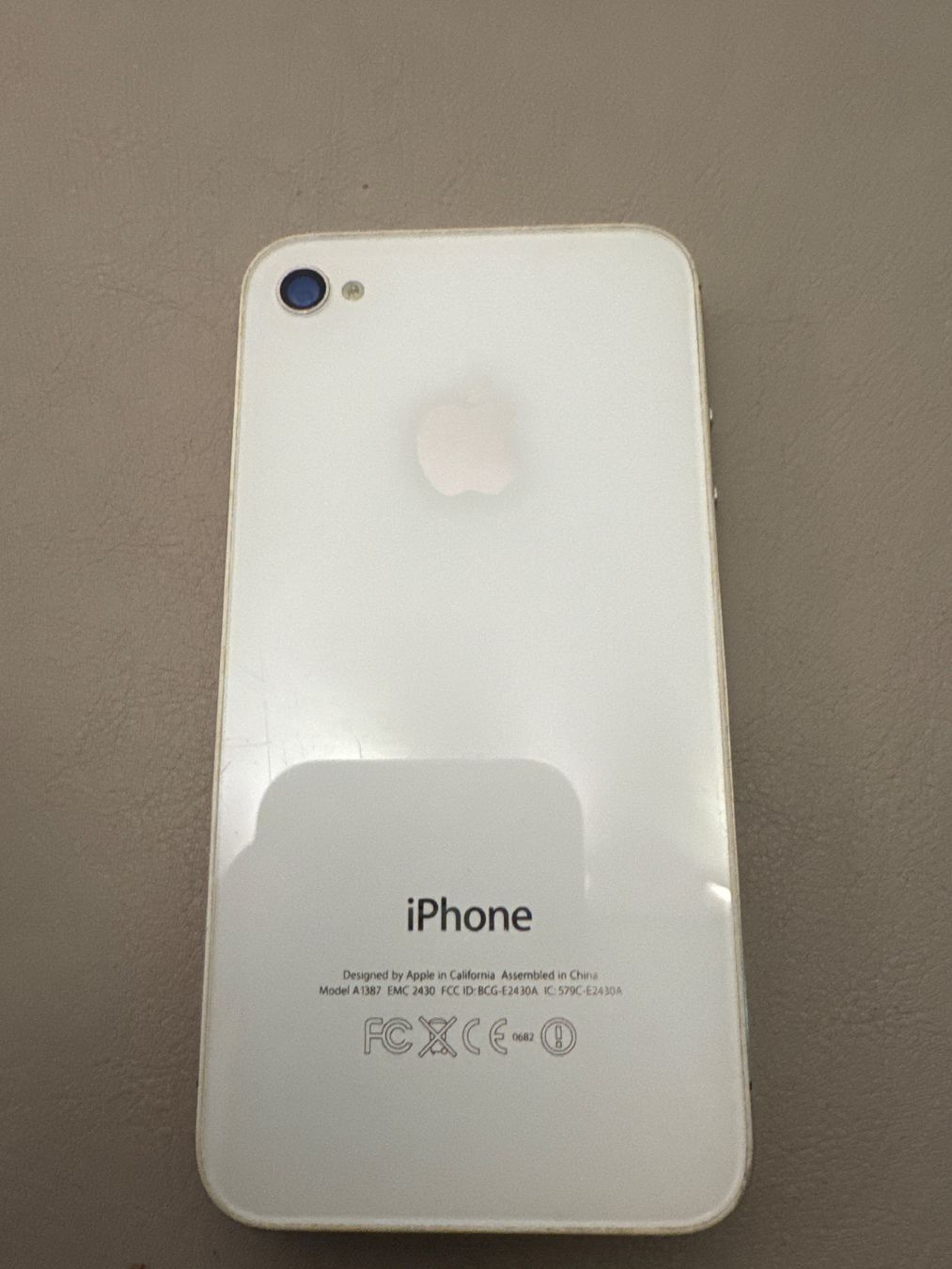 Apple Handys / Smartphones: iPhone 4 / 4s – Defekt aus Adliswil von Busys 1