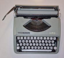 HERMES BABY Schreibmaschine, inklusive Koffer