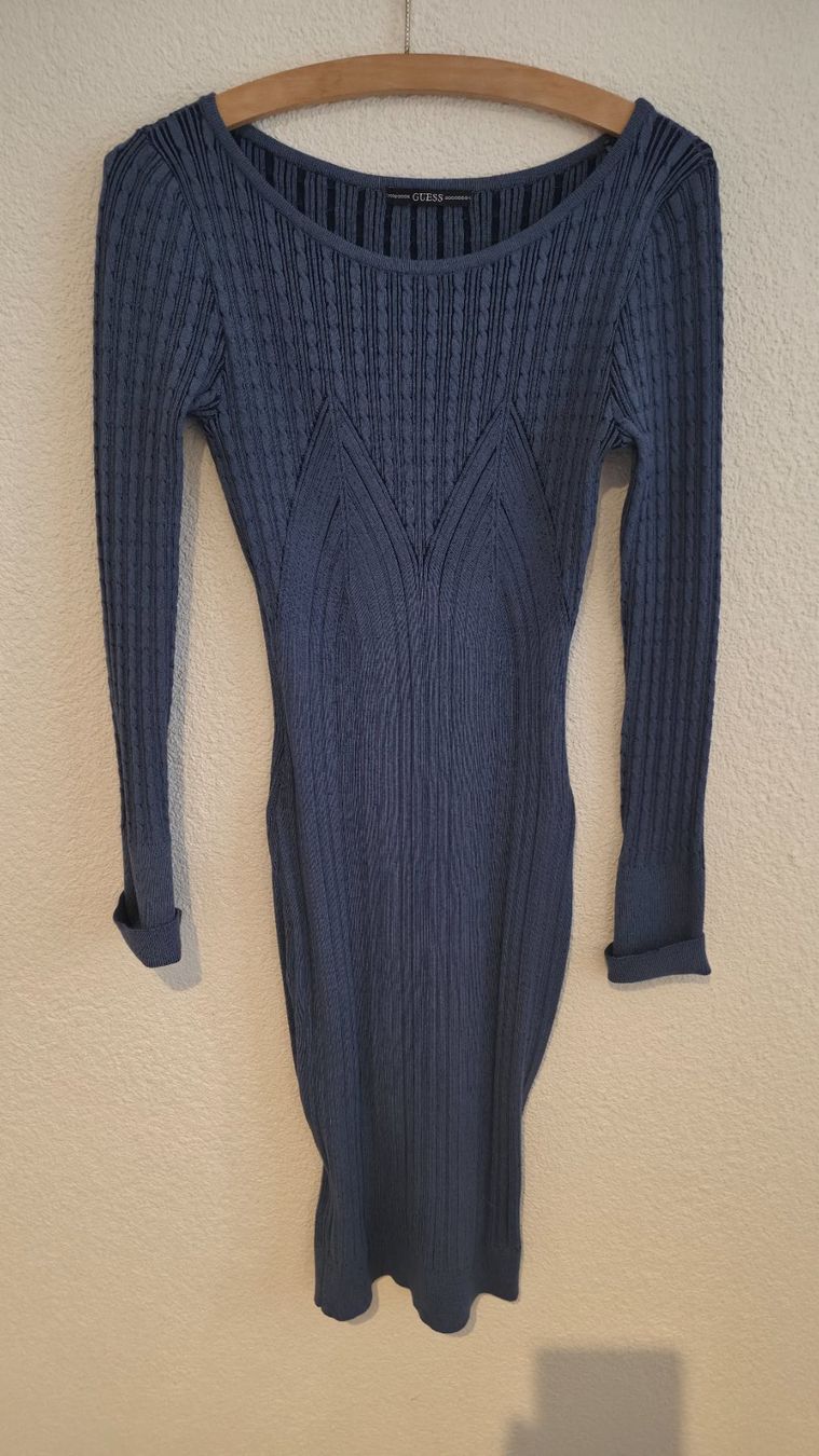 Guess Vestiti: Guess Strickkleid – Usato da Wängi venduto da Maelstrom