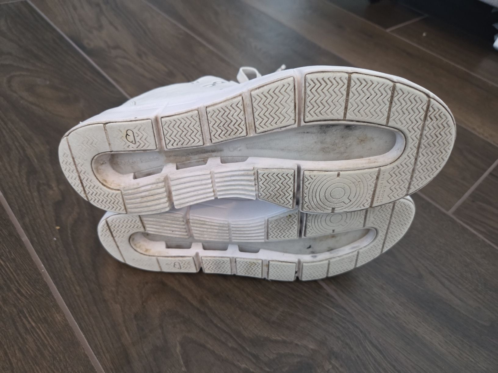 On Scarpe da uomo: Schuhe On The Roger Advantage, Gr. 40, weiss – Usato da Dübendorf venduto da Skygirl8 3