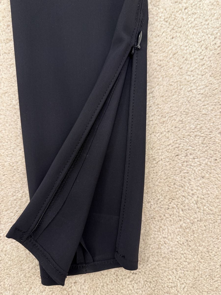 Leggings: Theory leggings – Usato da Paradiso venduto da apf_mh9c 6