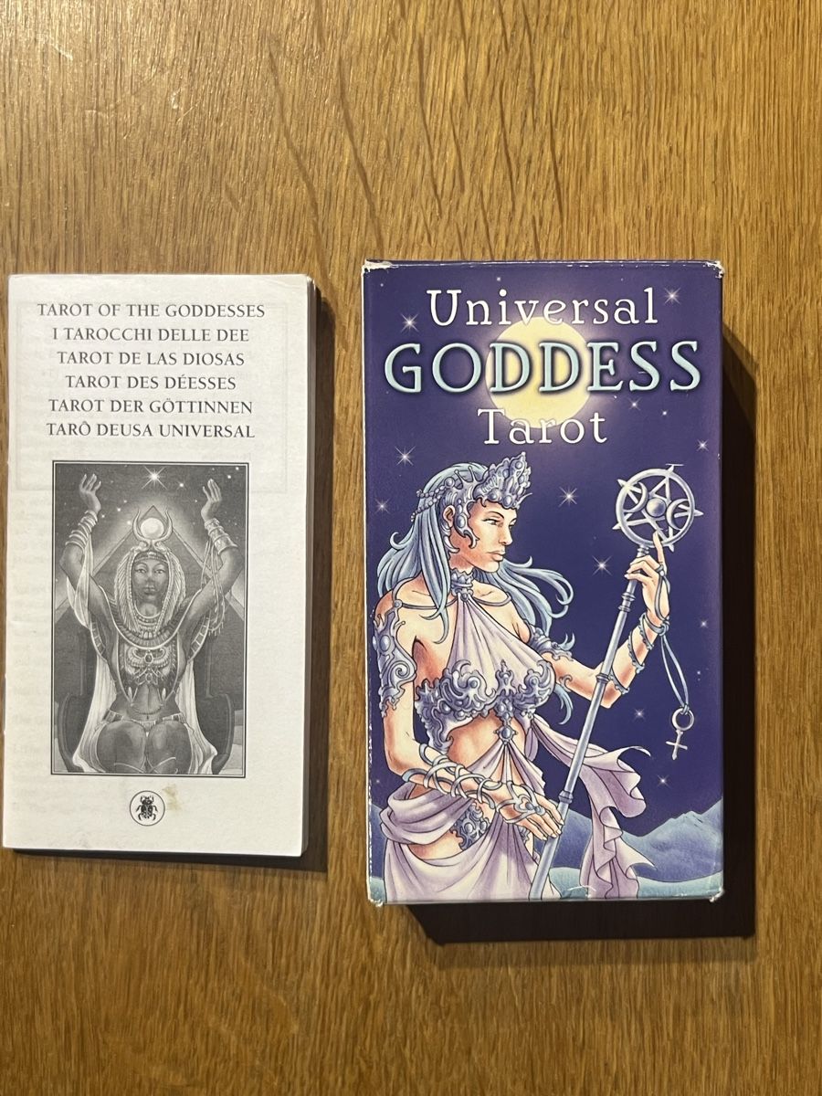 Giochi: Tarot der Göttinnen Universal Goddess – Usato da Bad Zurzach venduto da Hexe_99