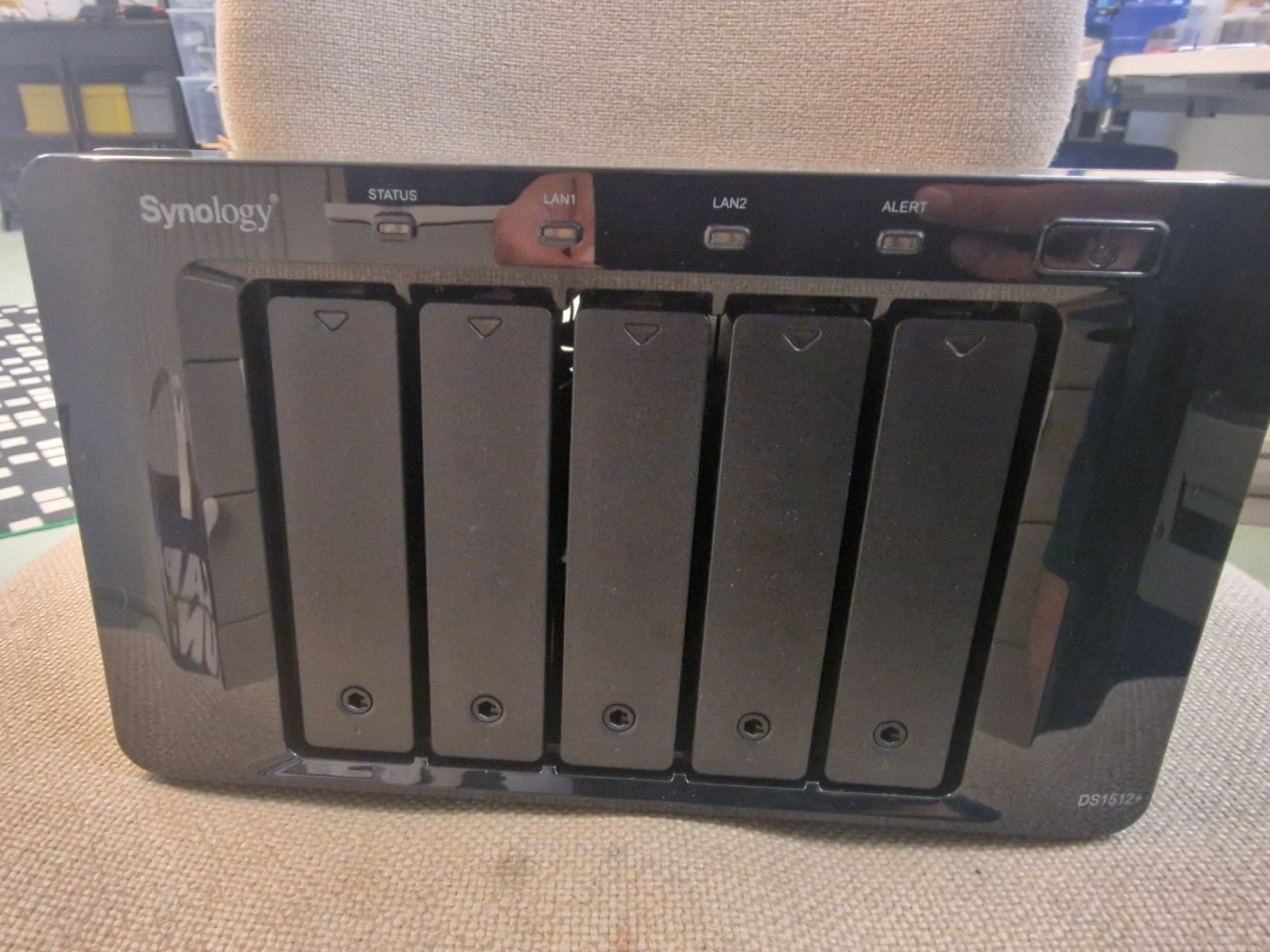 Synology Server: Synology DS1512+ – Usato da Nussbaumen AG venduto da brunofresco