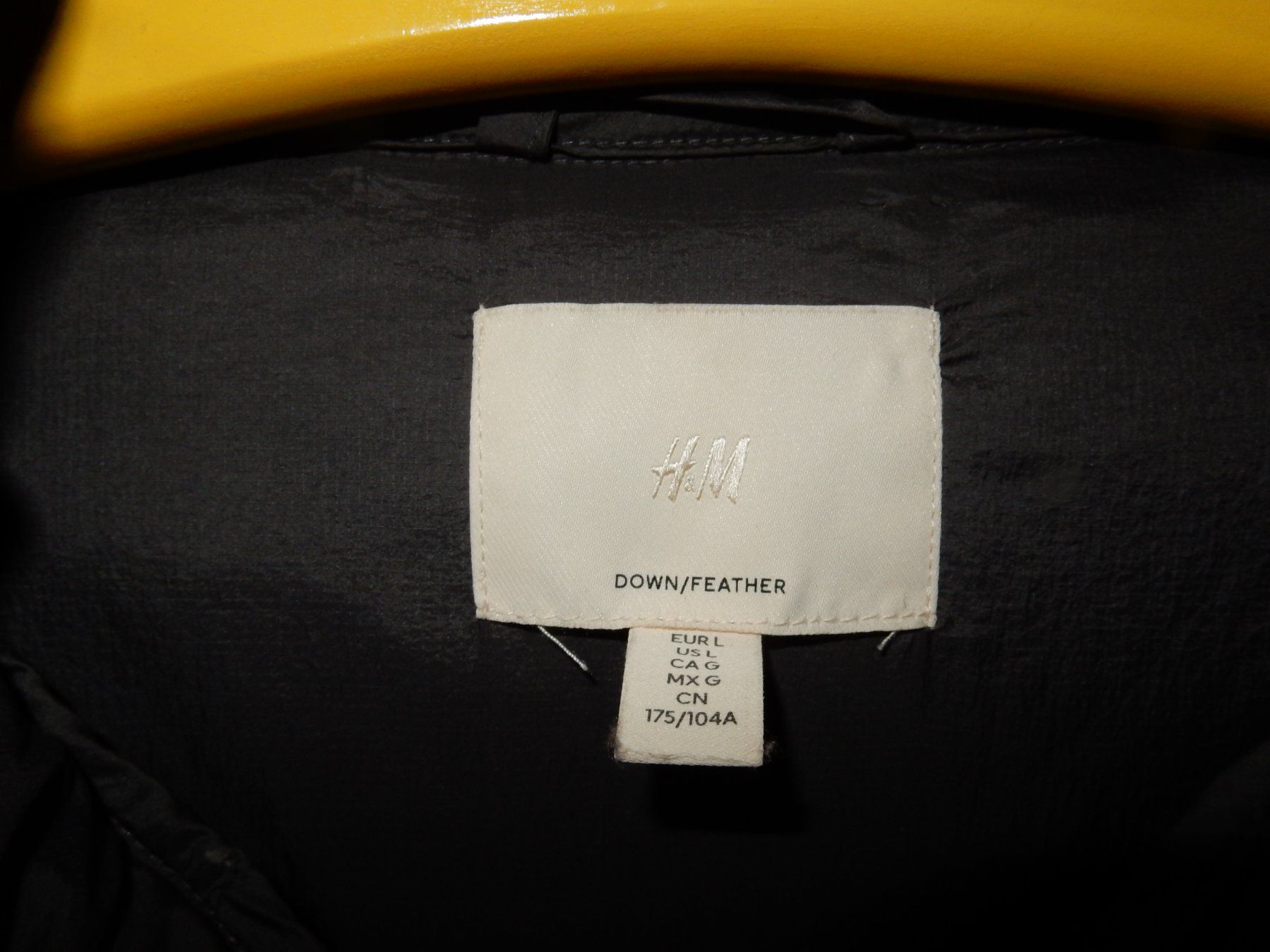 H&M Jacken: Daunenjacke H&M, Gr. L – Gebraucht aus St.Gallen von regenbogen5 1