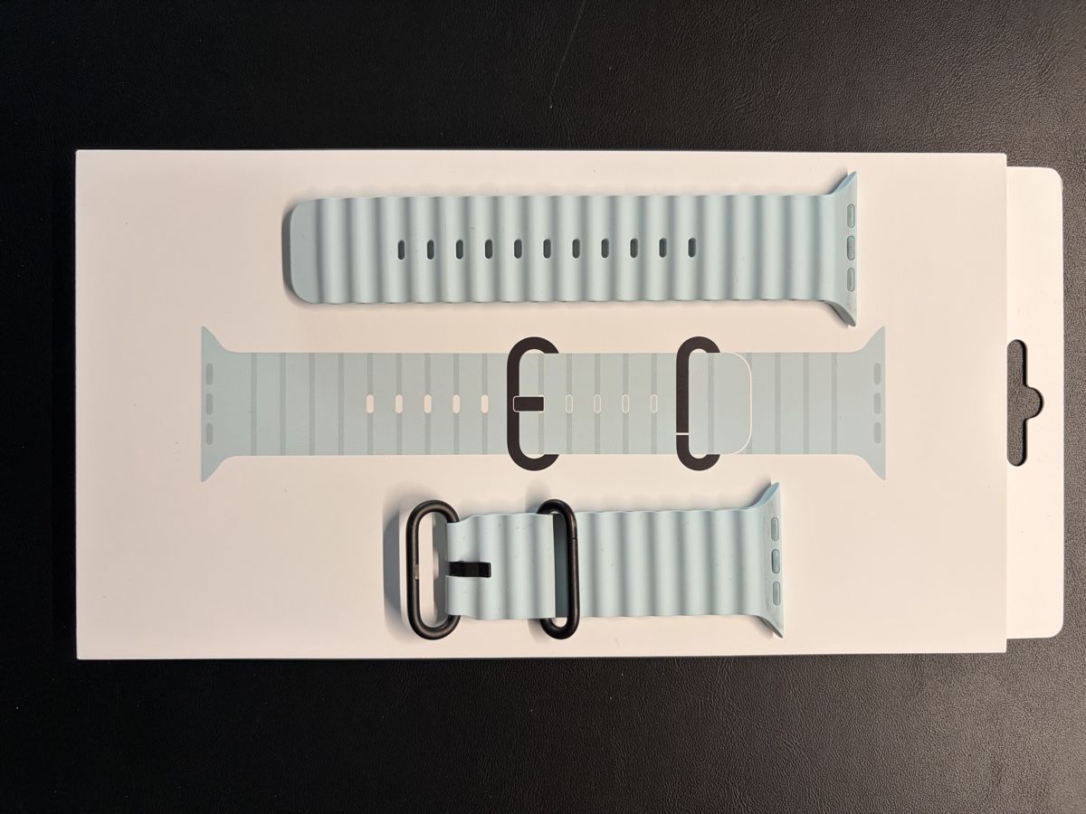 Apple Smartwatch: Apple Watch Ocean Band   – Gebraucht aus Bühl BE von -salocin-