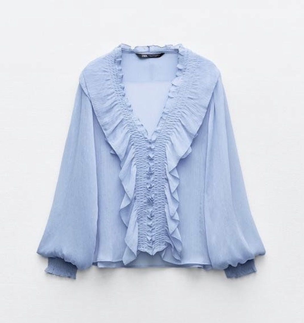 Zara Camicette: Luftige Zara Bluse hellblau mit Rüschen Gr. 38  – Nuovo (secondo la descrizione) da Schlossrued venduto da BeautifulMelody 1