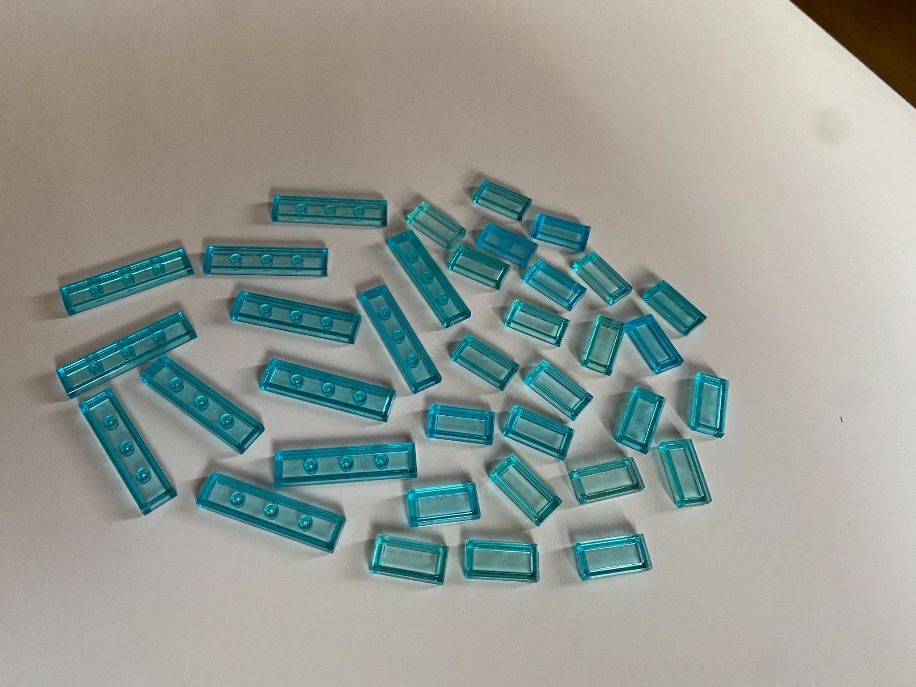 Lego Spielzeuge: LEGO - GLATTE - TRANSPARENTE - BLAUE - PLÄTTLI – Gebraucht aus Gelterkinden von ajdt4