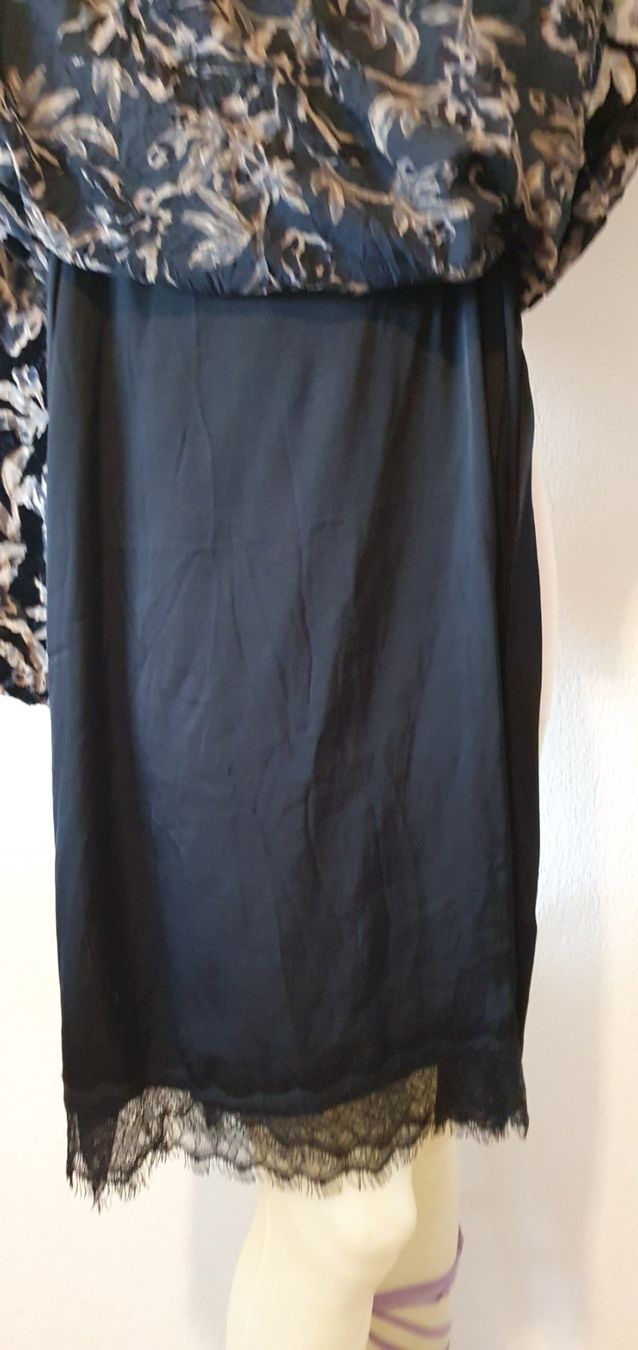 Nile Vestiti: NILE Kleid XS, NEU, Viscose – Nuovo e nell'imballaggio originale da Niederbipp venduto da fashionfuchs 7