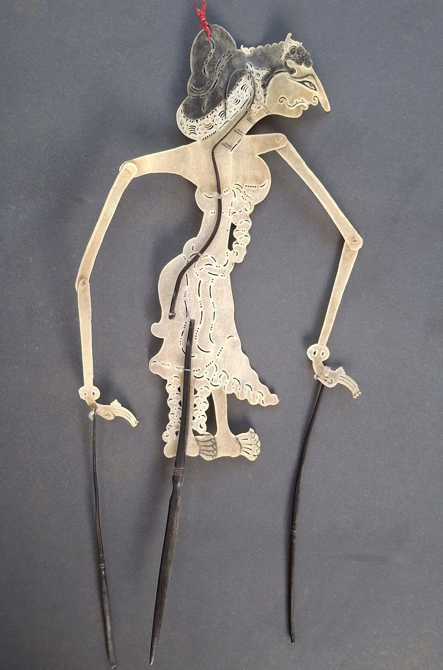 Figuren: Schattenspielfigur aus Indonesien – Defekt aus Zeiningen von Nandolino1