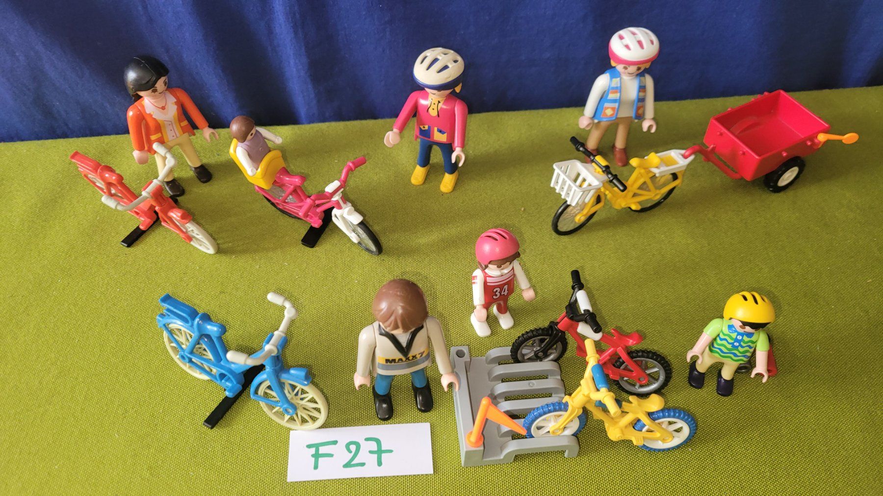 Playmobil Giocattoli: Playmobil Velofahrer F27 – Usato da Aarberg venduto da Fink010 1