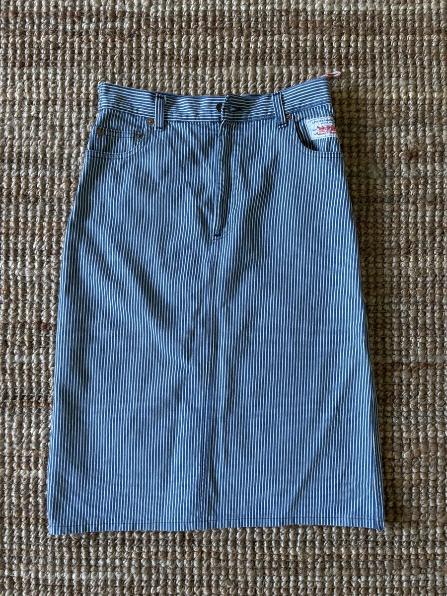 Levi's Röcke: Vintage Levi's Jeansrock gestreift – Neu (gemäss Beschreibung) aus Tägerwilen von vivlara