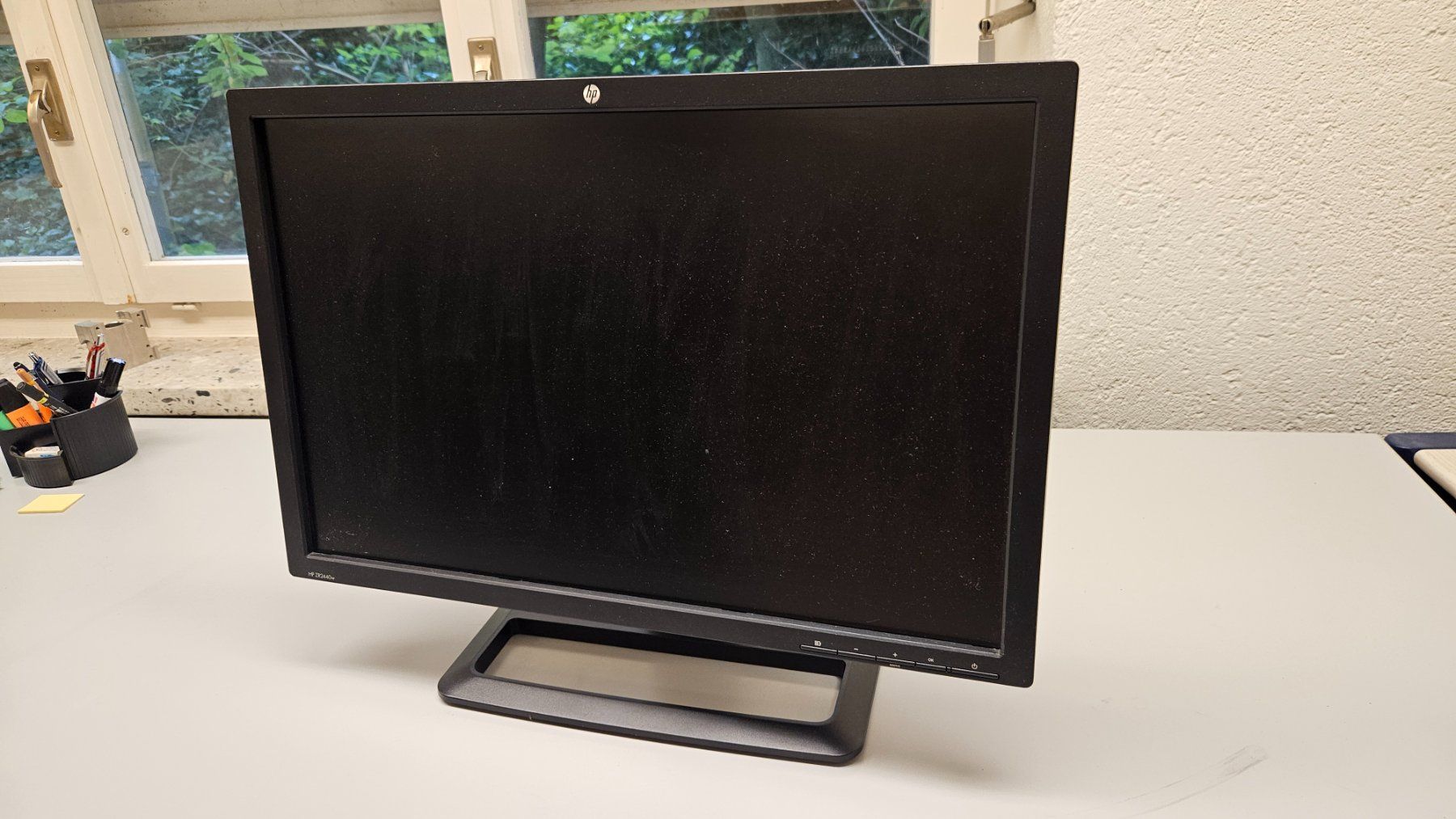 Hewlett Packard Monitor: HP ZR2440w, 24" Monitor – Usato da Dübendorf venduto da swi_9km5