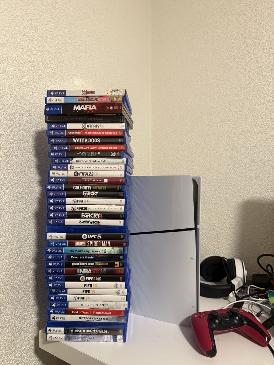 Sony Console: PS5 Disc Edition + 38 Spiele + DualSense Controller – Usato da Wetzikon ZH venduto da ufu_y6lf